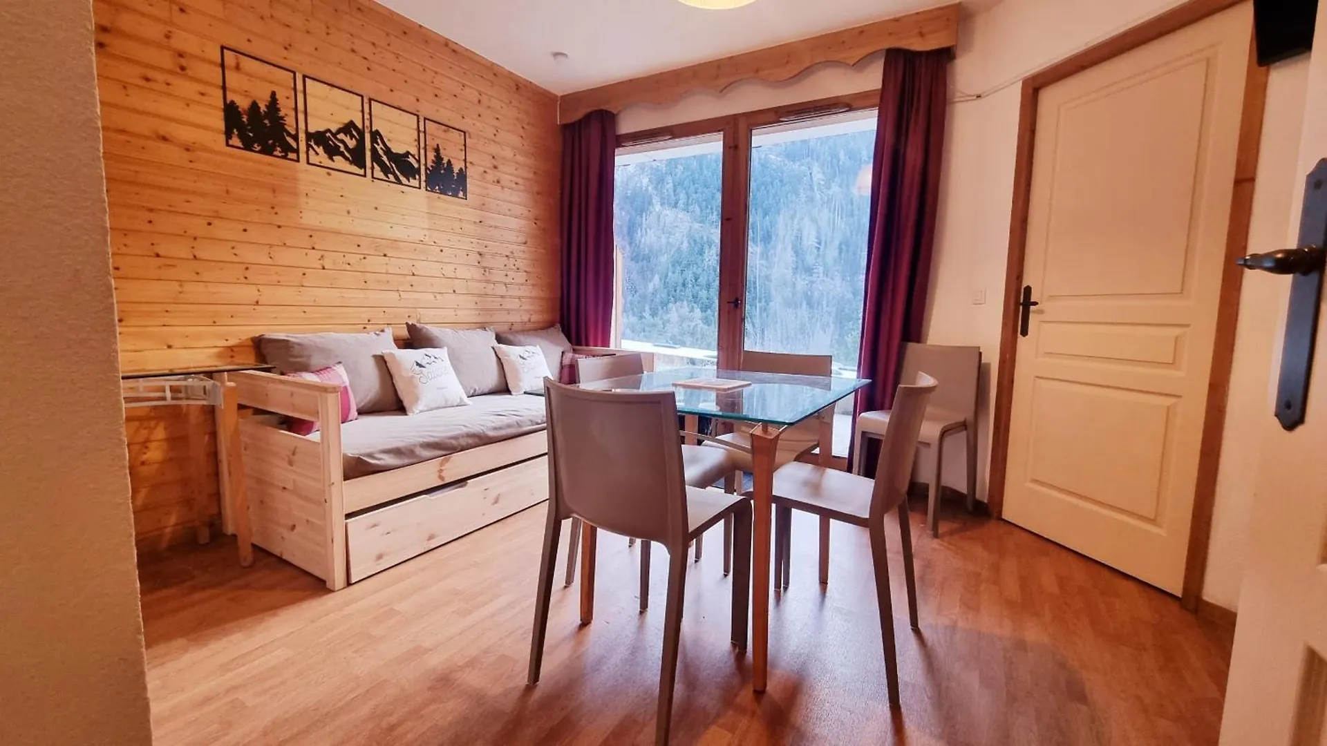 Hameau 1 002 - Spa & Piscine Appartement 6 Pers Orelle