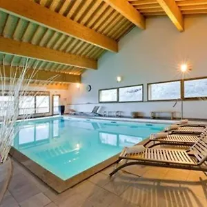  Appartement En Résidence Sport D'hiver, Piscine, Jacuzzi Et Sauna